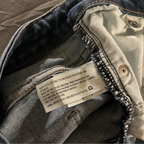 High rise midi Jean shorts - Picture 4 of 4